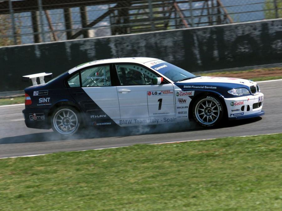  BMW 320i ETCC Sedan 2003 года  (фото 13 из 16)